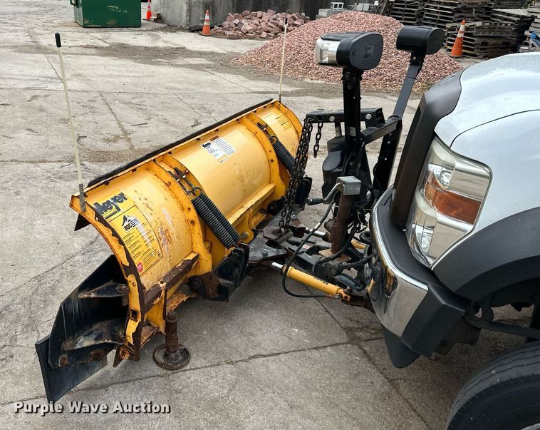 image for item DR2756 2009 Ford F450 Super Duty flatbed truck