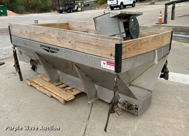 image for item DR2756 2009 Ford F450 Super Duty flatbed truck