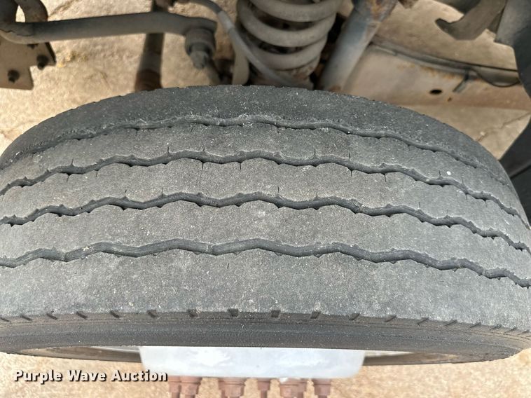 image for item DR2756 2009 Ford F450 Super Duty flatbed truck