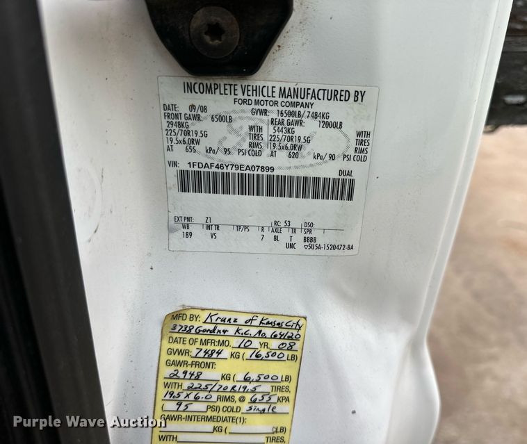 image for item DR2756 2009 Ford F450 Super Duty flatbed truck