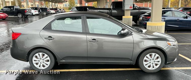 image for item DR2773 2013 Kia Forte 