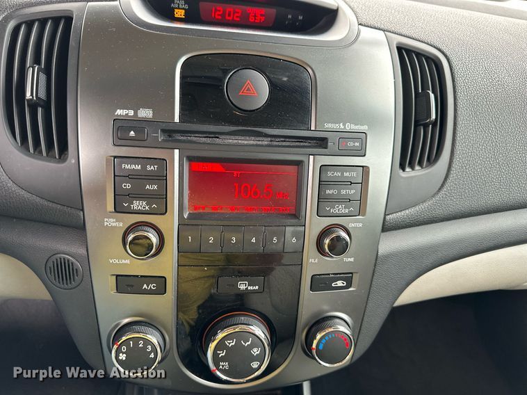 image for item DR2773 2013 Kia Forte 