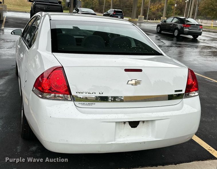 image for item DR2774 2011 Chevrolet Impala LT 