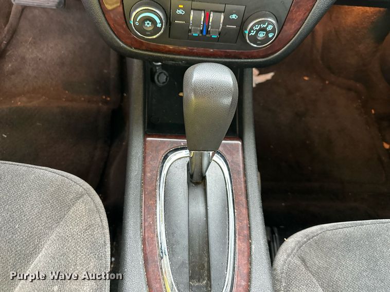 image for item DR2774 2011 Chevrolet Impala LT 