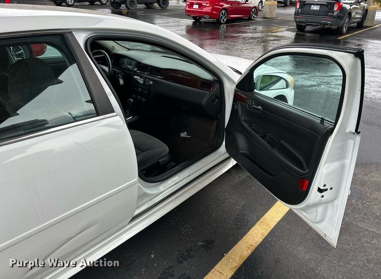 image for item DR2774 2011 Chevrolet Impala LT 