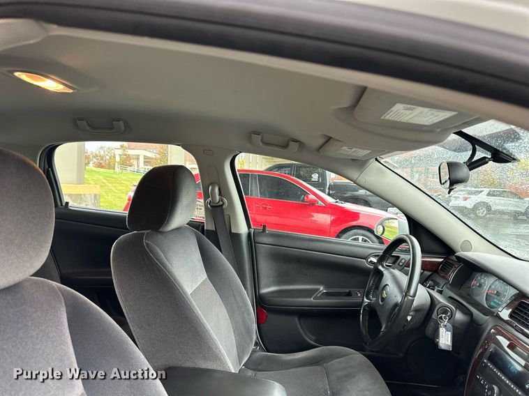 image for item DR2774 2011 Chevrolet Impala LT 