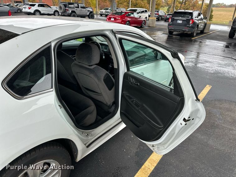 image for item DR2774 2011 Chevrolet Impala LT 