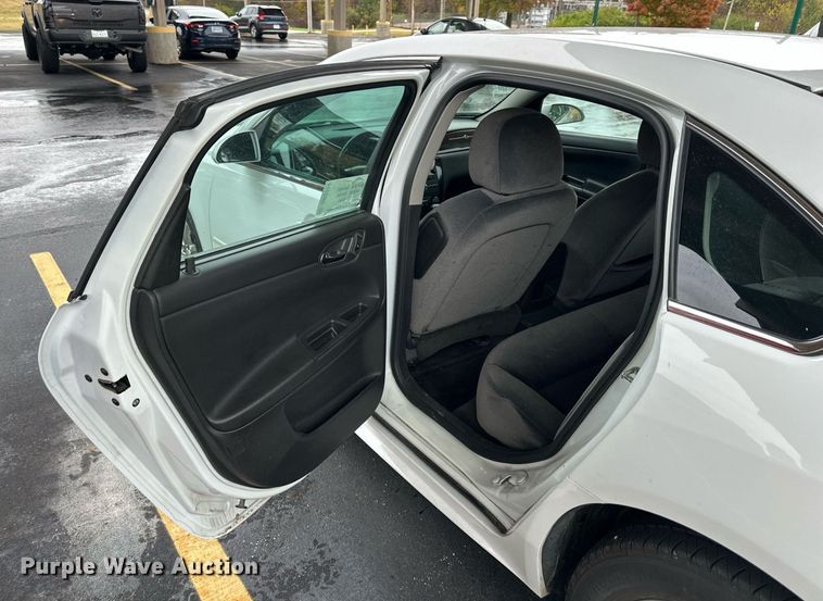 image for item DR2774 2011 Chevrolet Impala LT 