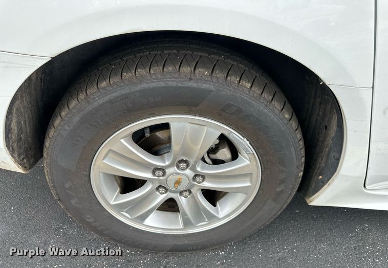 image for item DR2774 2011 Chevrolet Impala LT 