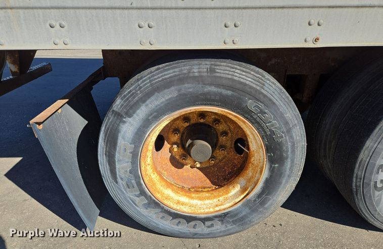 image for item DR7891 2000 Trailmobile dry van trailer