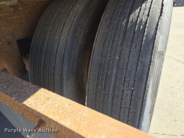 image for item DR7891 2000 Trailmobile dry van trailer