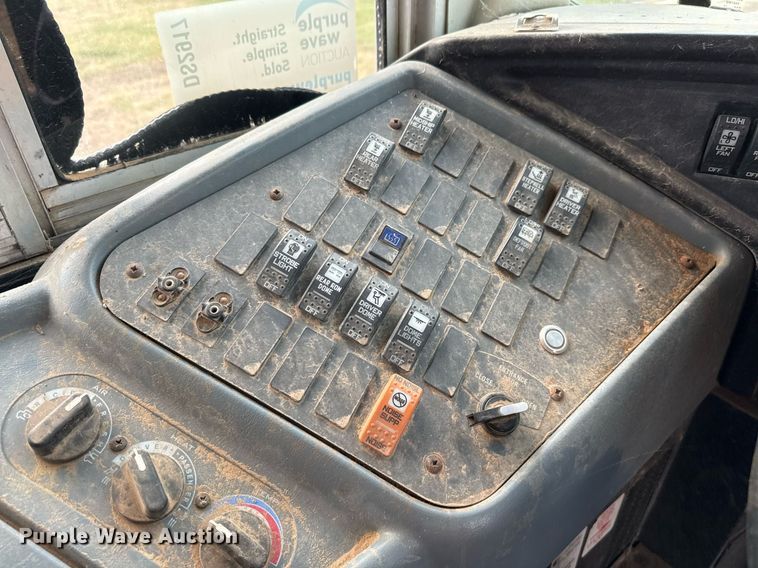 image for item DS2917 2012 International  CE school bus