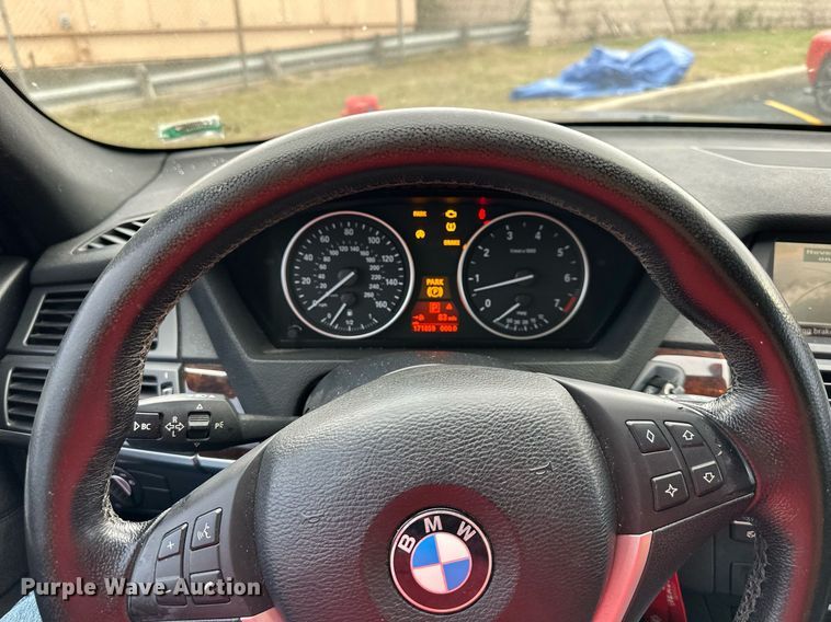 image for item DS3130 2009 BMW X48I SUV