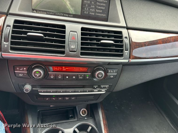 image for item DS3130 2009 BMW X48I SUV