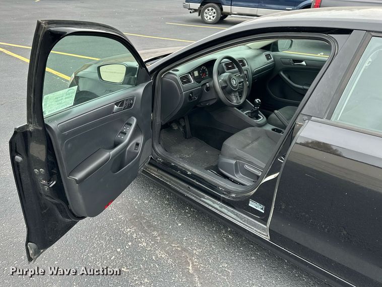 image for item DS3132 2014 Volkswagen Jetta S 