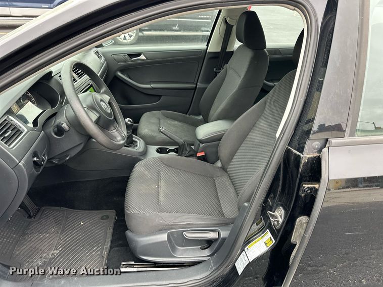 image for item DS3132 2014 Volkswagen Jetta S 