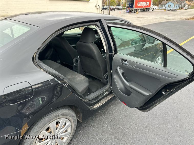 image for item DS3132 2014 Volkswagen Jetta S 