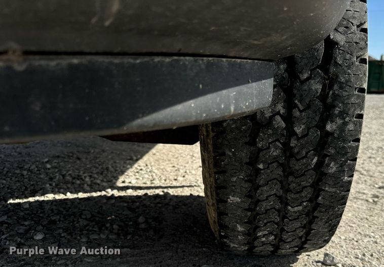 image for item DT2113 2002 Ford  F150XL SuperCab pickup truck