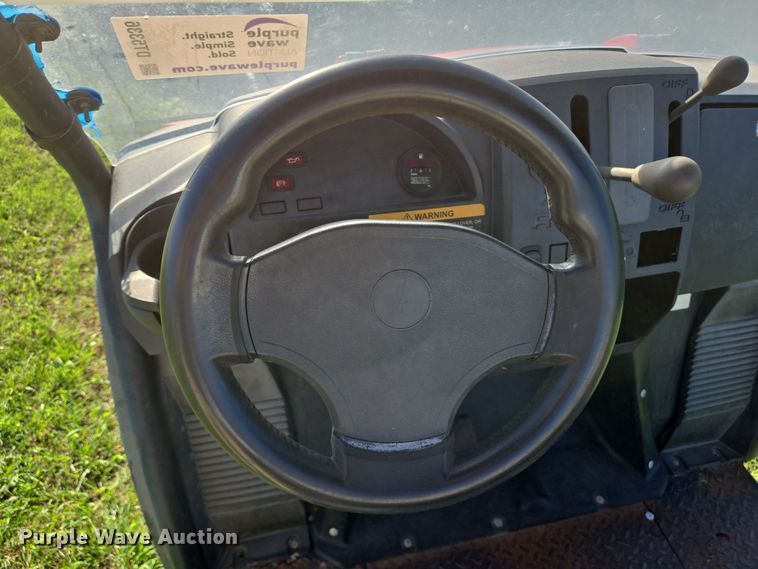 image for item DT5336 2015 Club Car utility vehicle