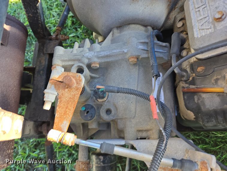 image for item DT5336 2015 Club Car utility vehicle