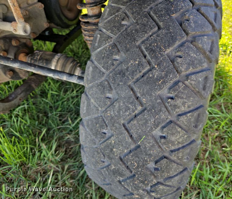 image for item DT5336 2015 Club Car utility vehicle