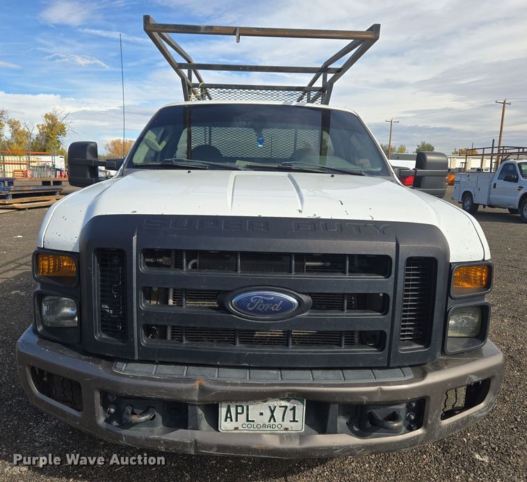 image for item DT7001 2008 Ford F250 Super Duty XL utility bed pickup truck