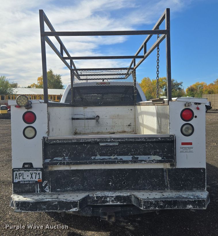 image for item DT7001 2008 Ford F250 Super Duty XL utility bed pickup truck