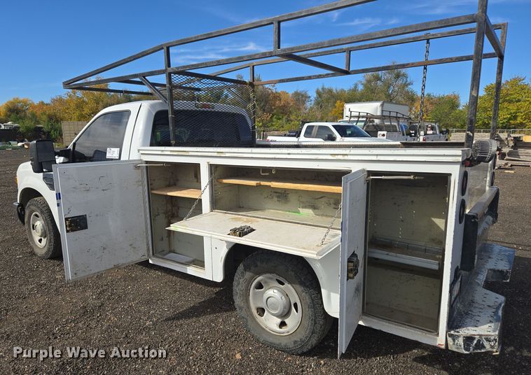 image for item DT7001 2008 Ford F250 Super Duty XL utility bed pickup truck