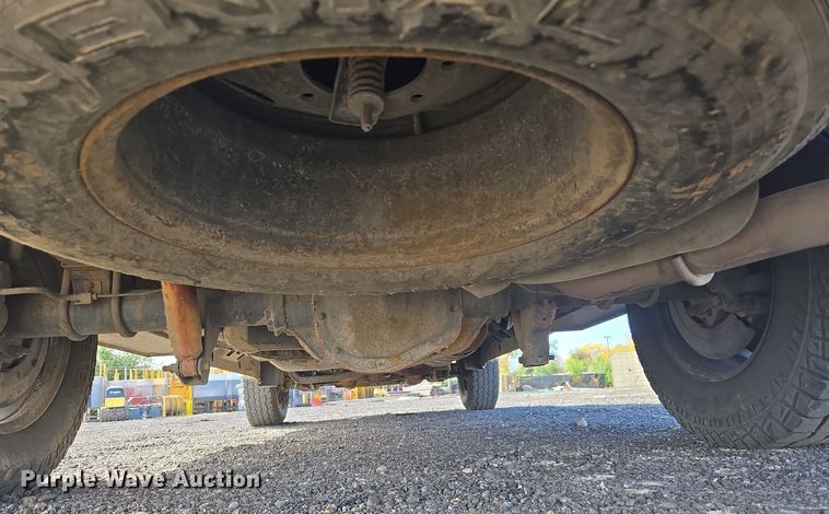 image for item DT7001 2008 Ford F250 Super Duty XL utility bed pickup truck