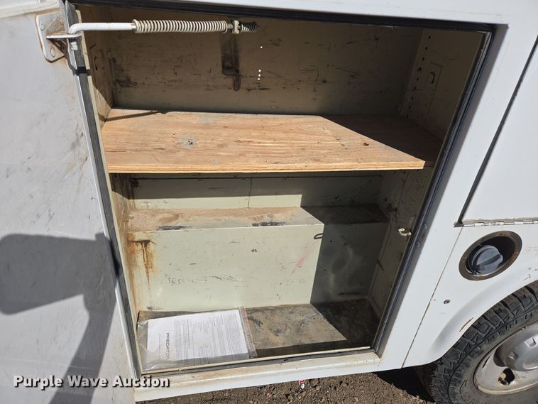 image for item DT7001 2008 Ford F250 Super Duty XL utility bed pickup truck