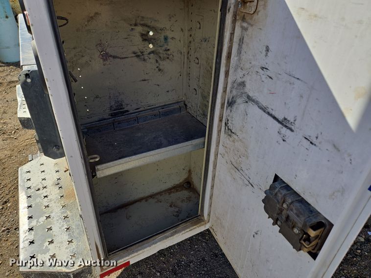 image for item DT7001 2008 Ford F250 Super Duty XL utility bed pickup truck