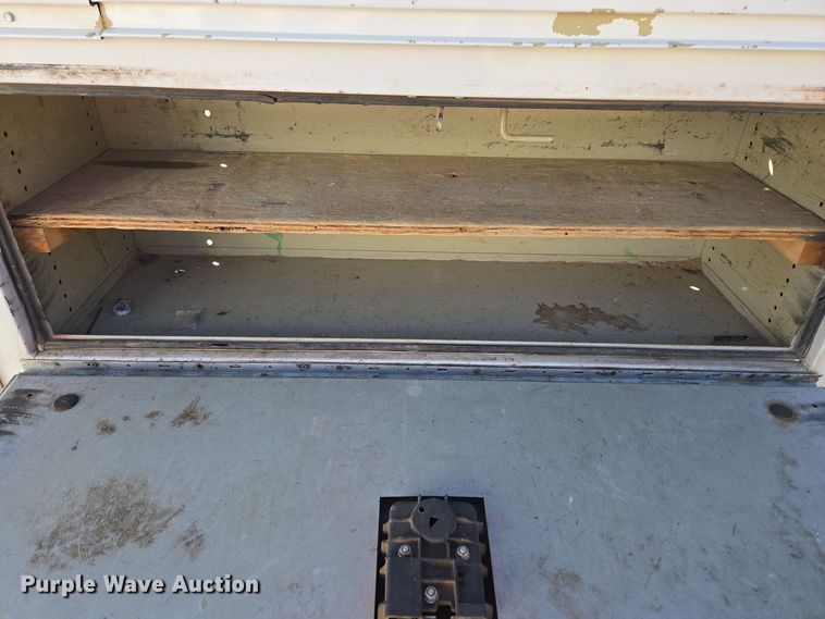 image for item DT7001 2008 Ford F250 Super Duty XL utility bed pickup truck