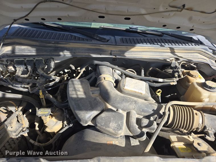 image for item DT7001 2008 Ford F250 Super Duty XL utility bed pickup truck