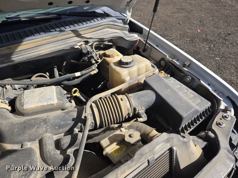 image for item DT7001 2008 Ford F250 Super Duty XL utility bed pickup truck