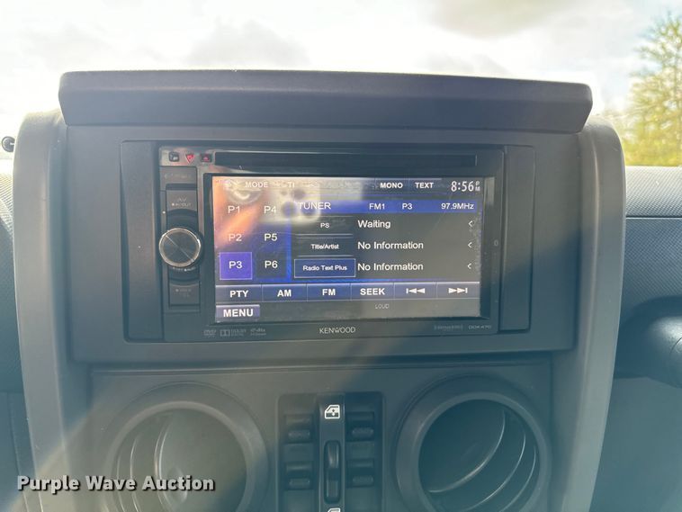 image for item DU9535 2007 Jeep Wrangler Unlimited Sahara SUV