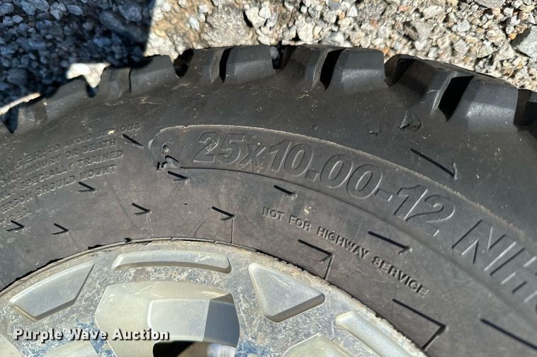 image for item DU9542 2016 Kubota RTV X1140 utility vehicle