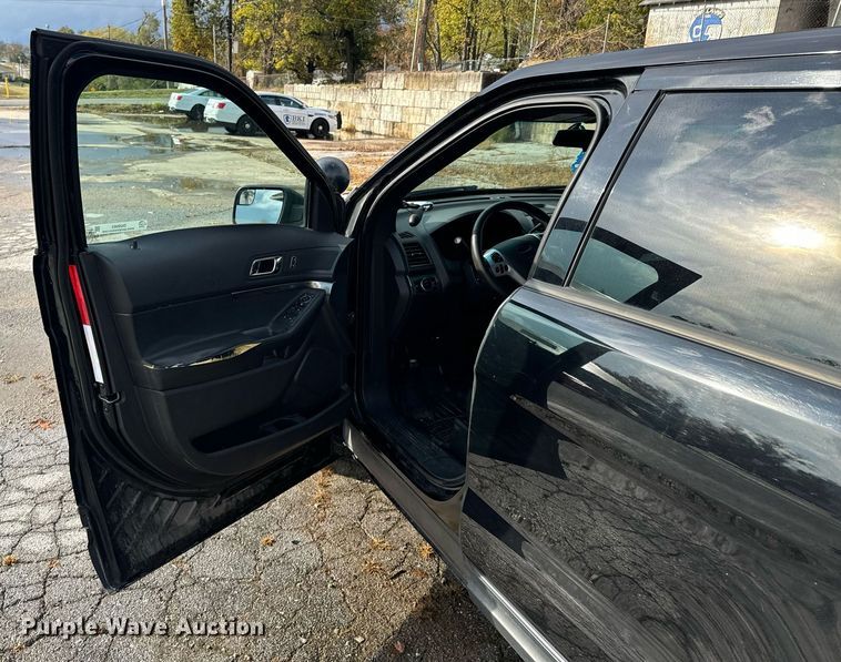 image for item DU9563 2013 Ford Explorer Police Interceptor SUV