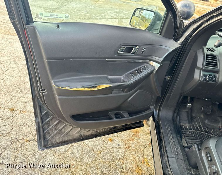 image for item DU9563 2013 Ford Explorer Police Interceptor SUV