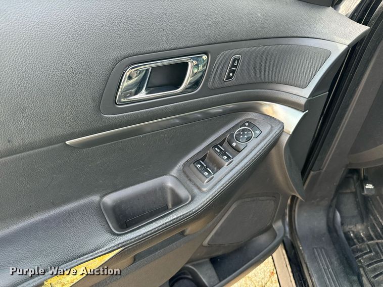 image for item DU9563 2013 Ford Explorer Police Interceptor SUV