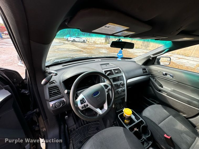 image for item DU9563 2013 Ford Explorer Police Interceptor SUV