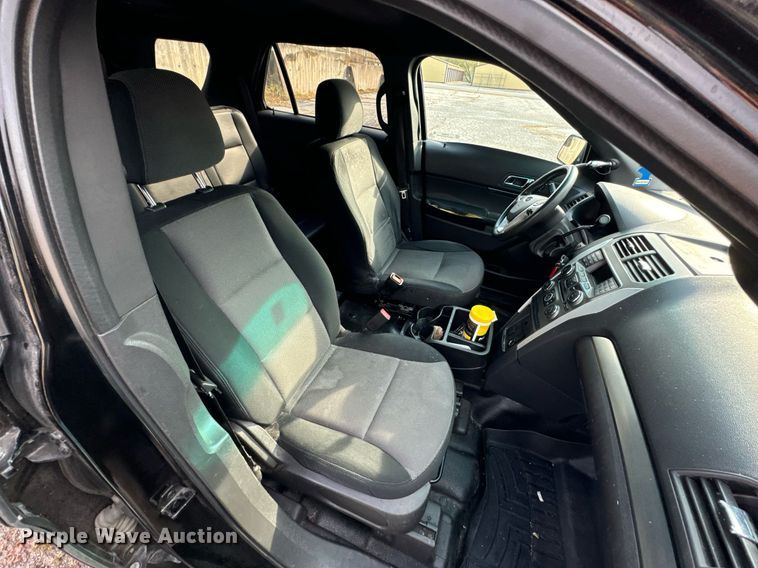 image for item DU9563 2013 Ford Explorer Police Interceptor SUV