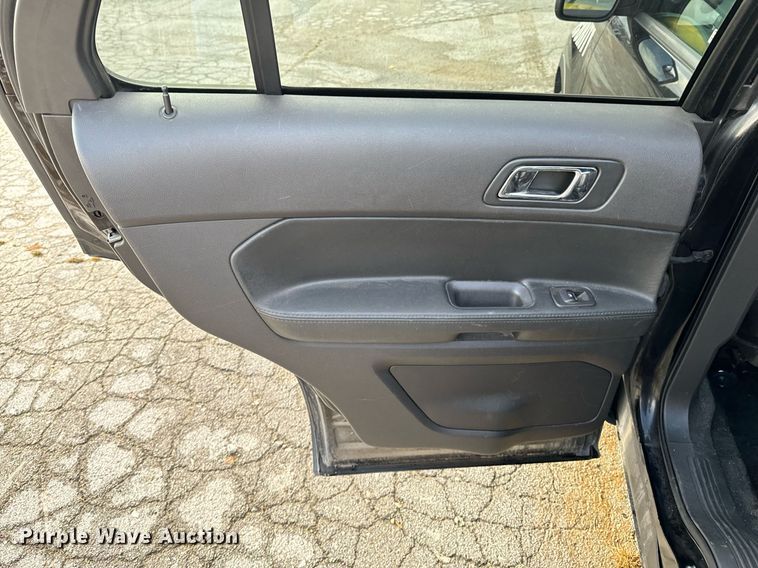 image for item DU9563 2013 Ford Explorer Police Interceptor SUV