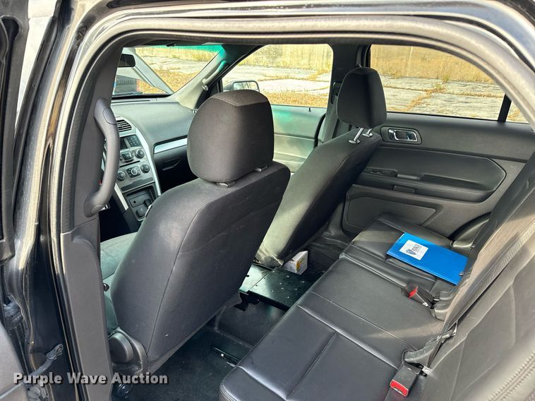 image for item DU9563 2013 Ford Explorer Police Interceptor SUV