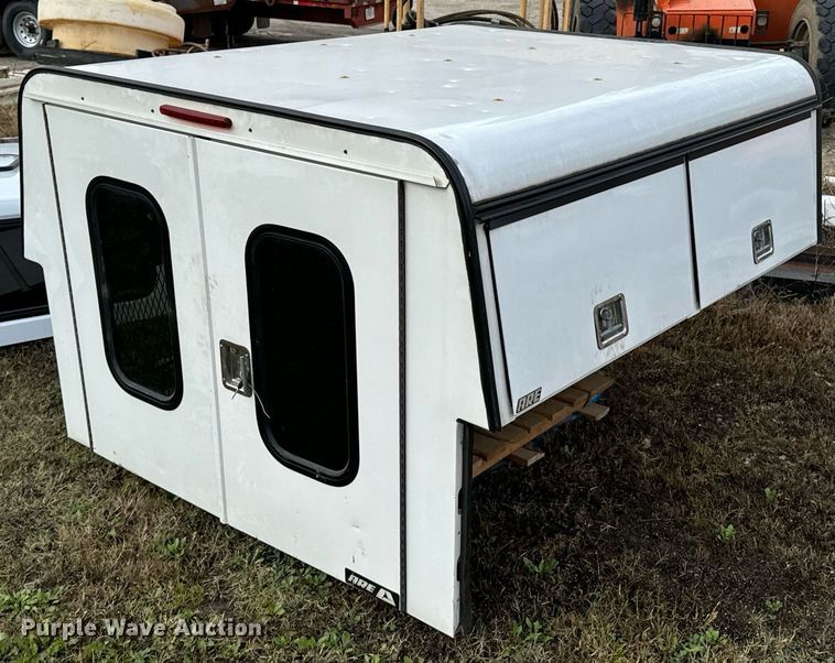 image for item DU9569 ARE pickup truck topper