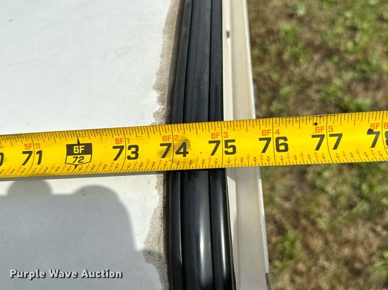 image for item DU9569 ARE pickup truck topper