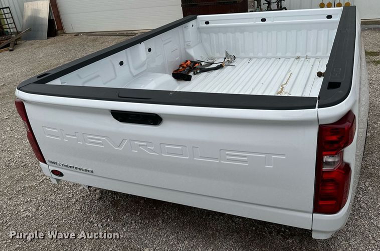 image for item DU9577 Chevrolet Silverado pickup truck bed