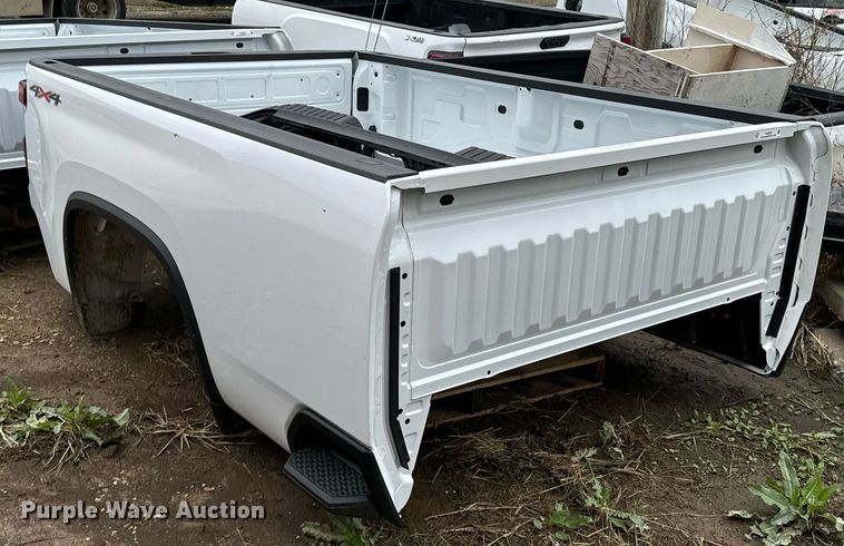 image for item DU9581 Chevrolet Silverado pickup truck bed