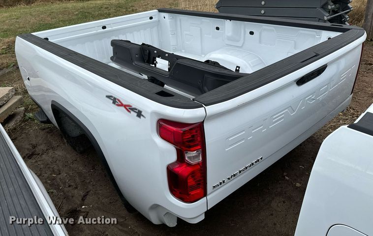 image for item DU9581 Chevrolet Silverado pickup truck bed