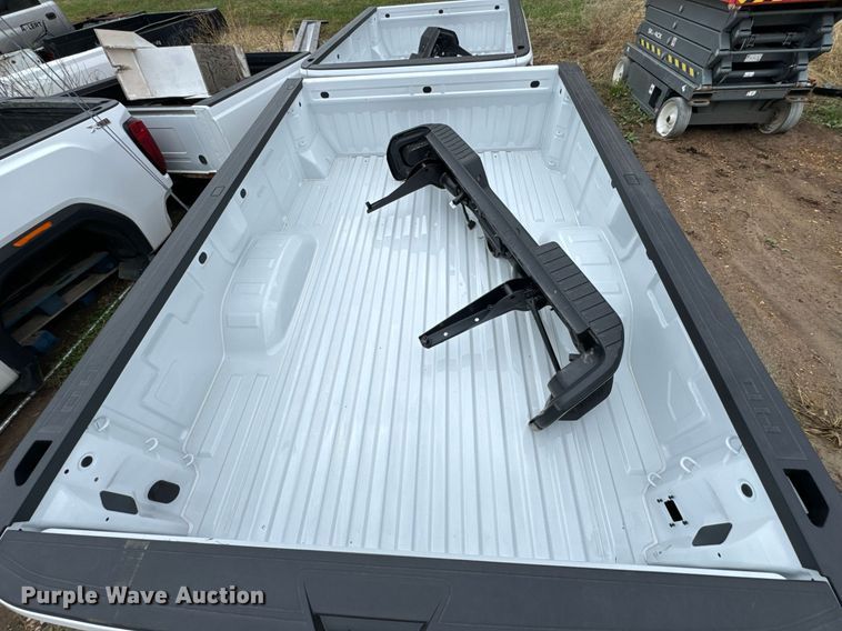 image for item DU9582 Chevrolet Silverado pickup truck bed