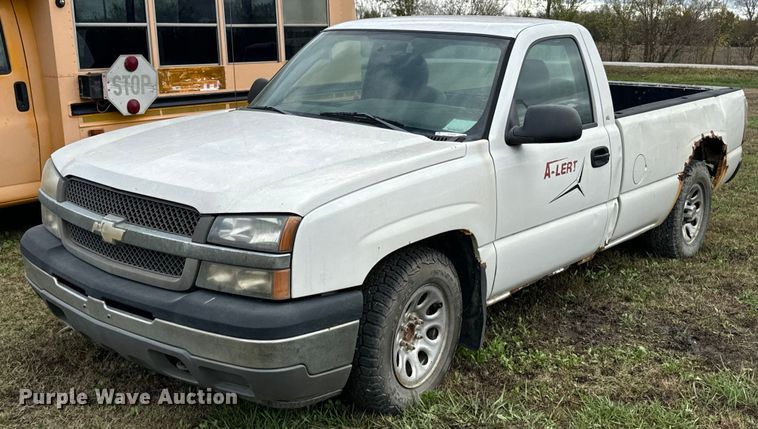 image for item DU9584 2005 Chevrolet Silverado 1500 pickup truck